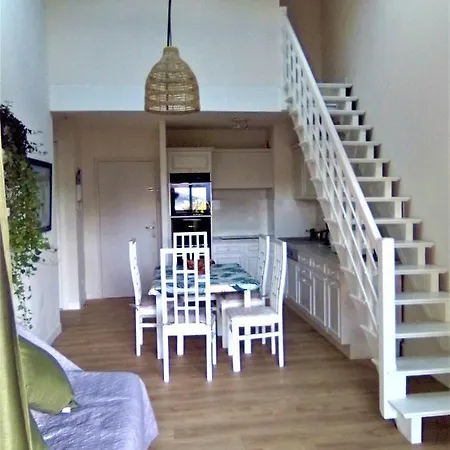 La Terrasse Des Golfs, Duplex Climatise, 2 Sdb, Garage, Calme Et Verdure